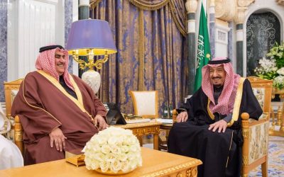خادم الحرمين الشريفين يستقبل وزير الخارجية في مملكة البحرين