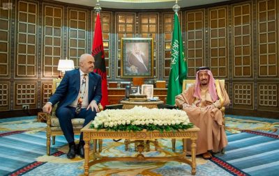 خادم الحرمين الشريفين يعقد جلسة مباحثات رسمية مع دولة رئيس مجلس الوزراء بجمهورية ألبانيا