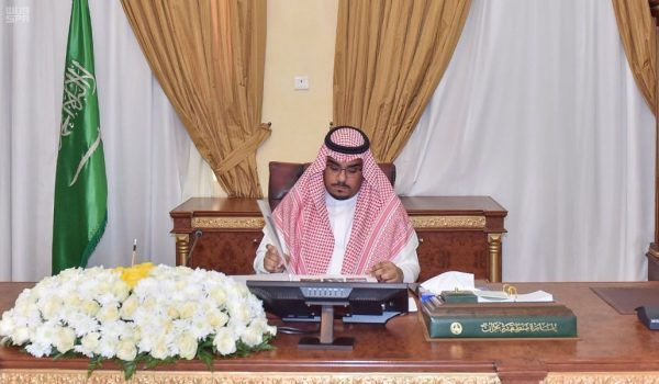 أمير نجران بالإنابة يبحث سبل تعزيز التعاون مع شركة الاتصالات السعودية