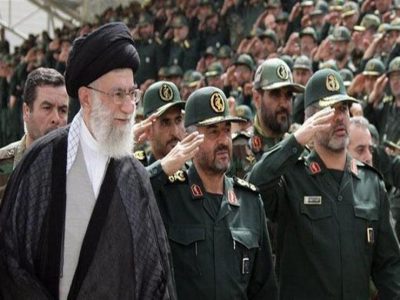 مسؤولون أمريكيون: أمريكا ستصنف فرق الحرس الثوري الإيراني على أنها منظمة إرهابية