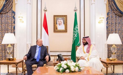 سمو ولي العهد يجتمع مع الرئيس اليمني