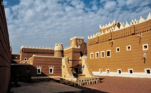 قصر الإمارة التاريخي بنجران.. يروي للأجيال وحدة وطن