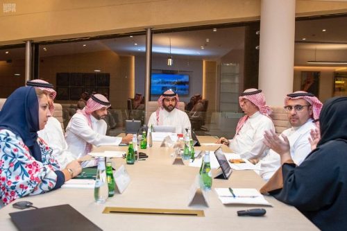سمو وزير الثقافة يعتمد خطة الفنون التقليدية في المجمع الملكي للفنون