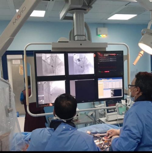 نجاح إجراء عمليتي قسطرة بإستخدام مضخة قلبية مؤقتة في مركز الأمير سلطان لأمراض وجراحة القلب بنجران