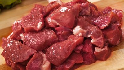 دراسة تحذر من مخاطر تناول اللحوم الحمراء والمصنعة
