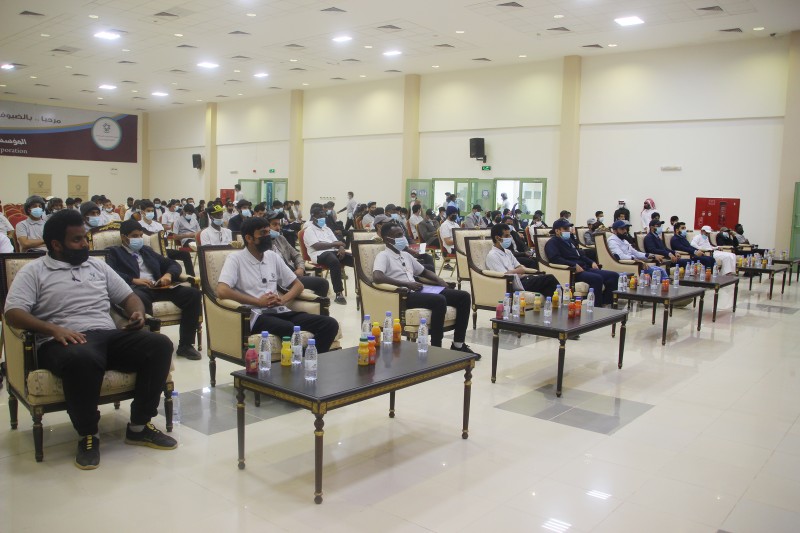 الكلية التقنية بنجران تنظم محاضرة توعوية بعنوان 