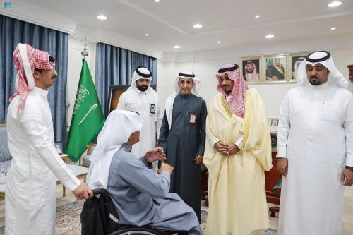 سمو نائب أمير نجران يستعرض تقرير جمعية شمعة أمل