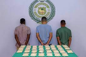المديرية العامة لمكافحة المخدرات : القبض على (3) مقيمين بمحافظة جدة بحوزتهم (81,000) قرص من مادة الإمفيتامين المخدر